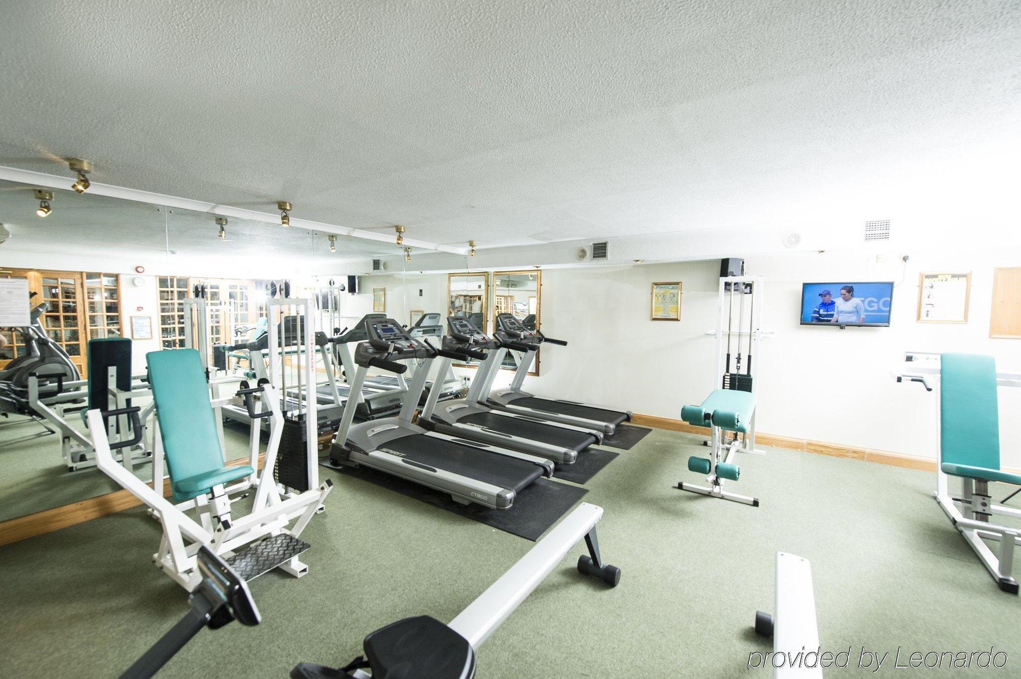 Parkway & Hotel 4*