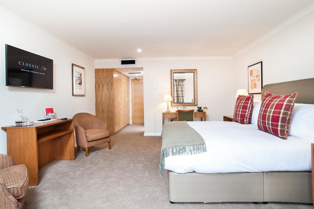 Hotel Parkway & 4*